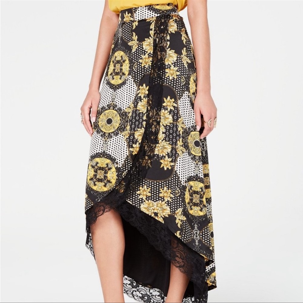 NEW! Thalia Sodi skirt XL!!
